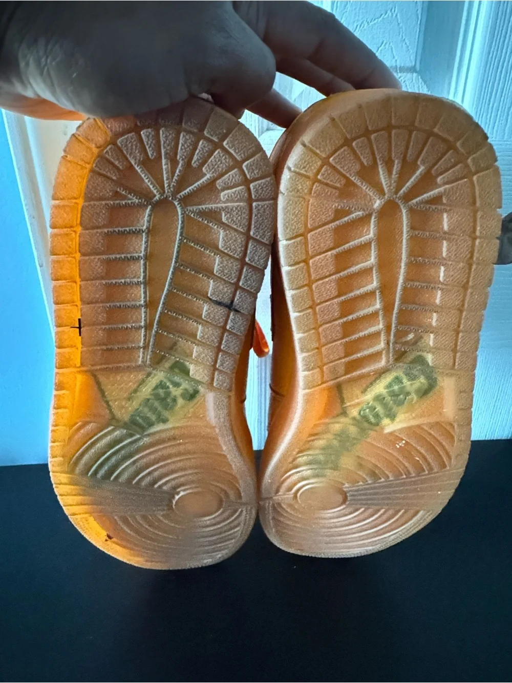 Jordan Gatorade Bundle: AJ1 Orange Peel 10.5 + Jordan Coach Jacket XL